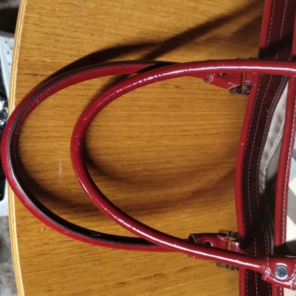 Burberry Denham Plaid Tote EUC - Picture 12 of 15